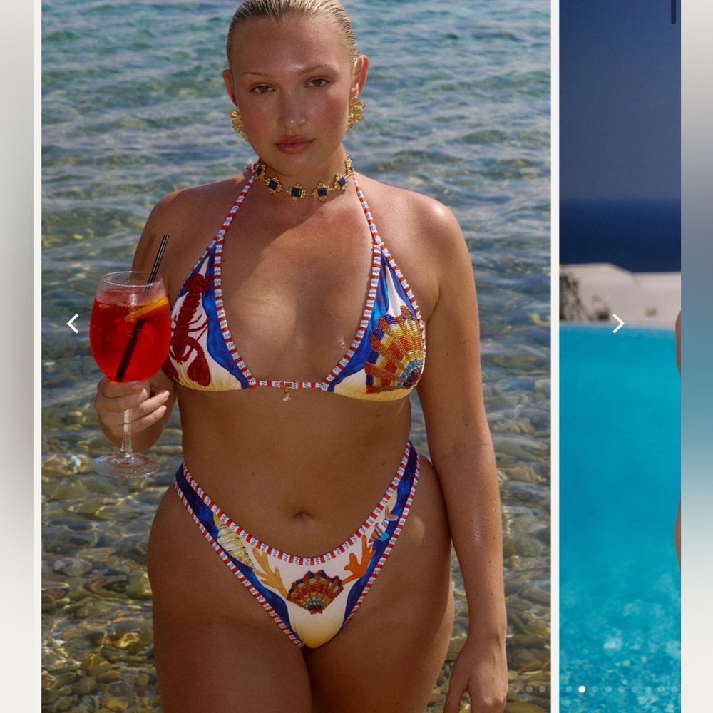 Bydee Swim BARCELONA TOP IN THÁLASSA + 
SANTOS BOTTOM IN THÁLASSA